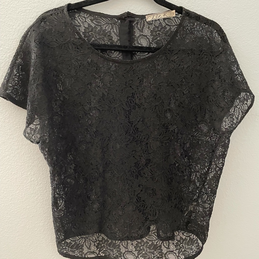 Women’s Chloe K lace crop top boxy fit in black